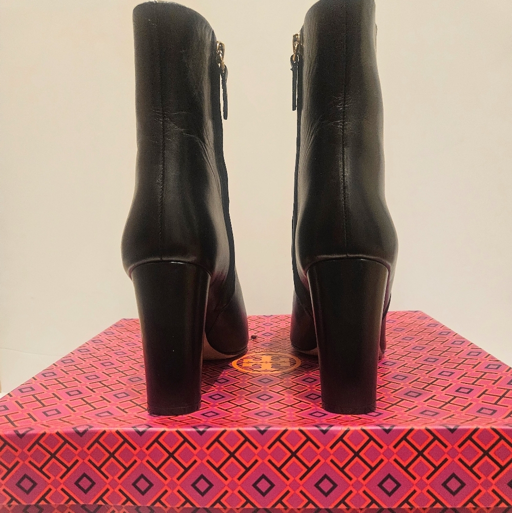 Tory Burch Black Penelope Pointed-Toe Calf Leather Ankle Booties 9.5 - Picture 4 of 9